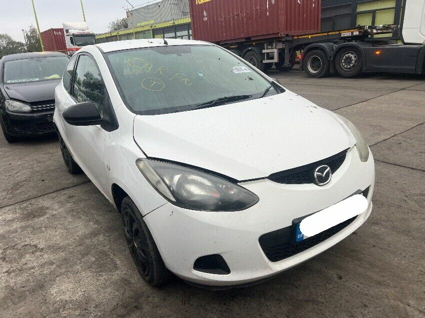 2009 MAZDA 2