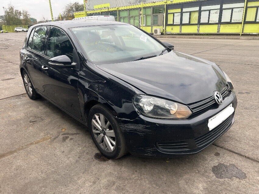 2012 VOLKSWAGEN GOLF