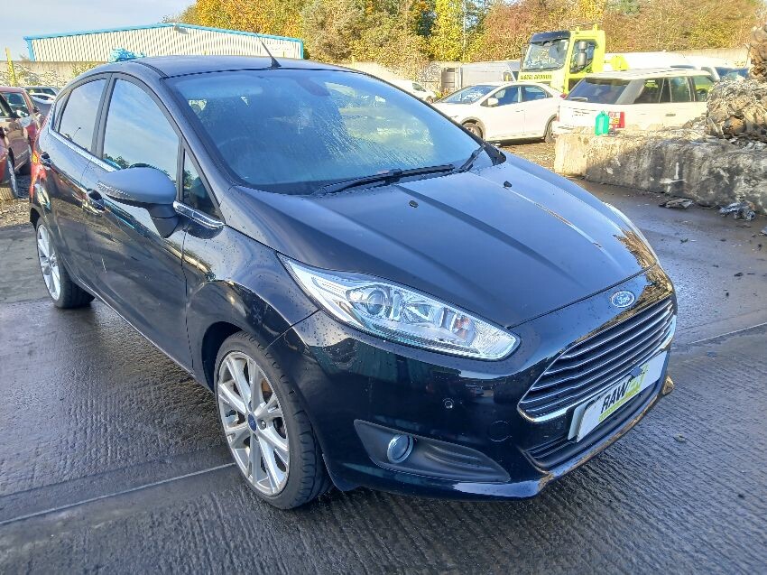 2016 FORD FIESTA