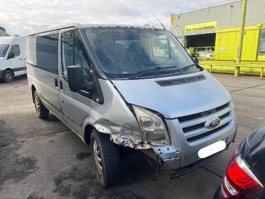 2011 FORD TRANSIT