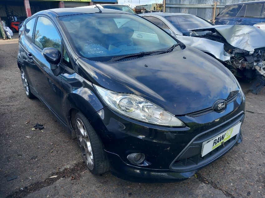 2009 FORD FIESTA