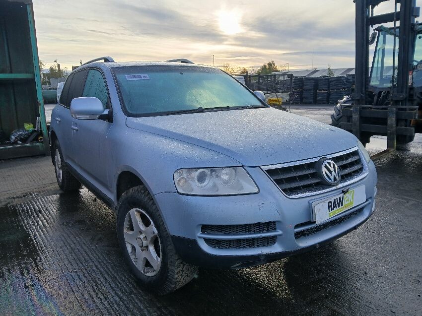 2005 VOLKSWAGEN TOUAREG