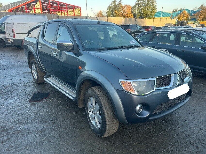 2007 MITSUBISHI L200