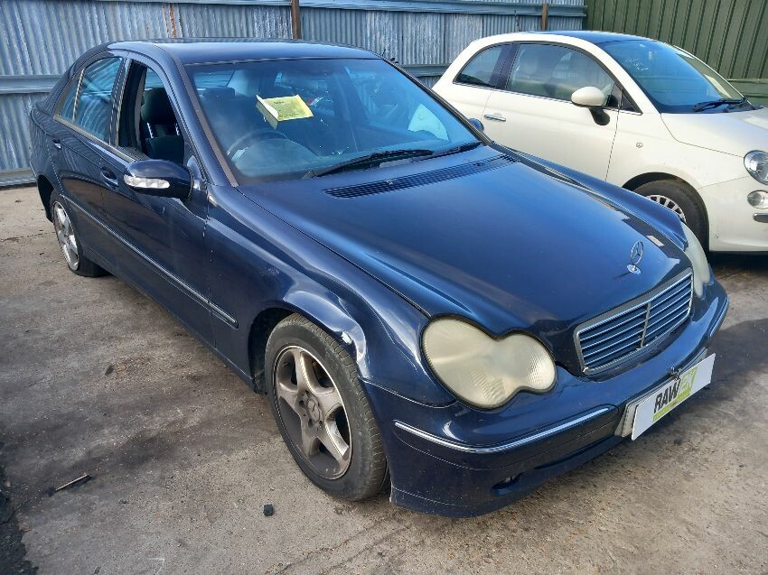 2003 MERCEDES C-CLASS