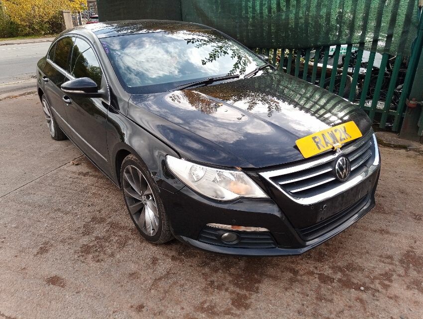 2011 VOLKSWAGEN PASSAT