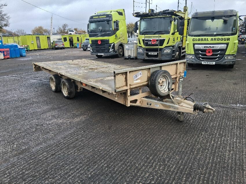  IFOR WILLIAMS DOUBLE AXEL FLAT BED TRAILER