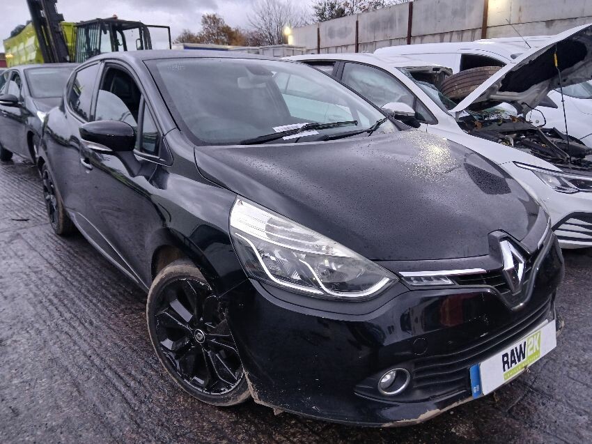 2015 RENAULT CLIO