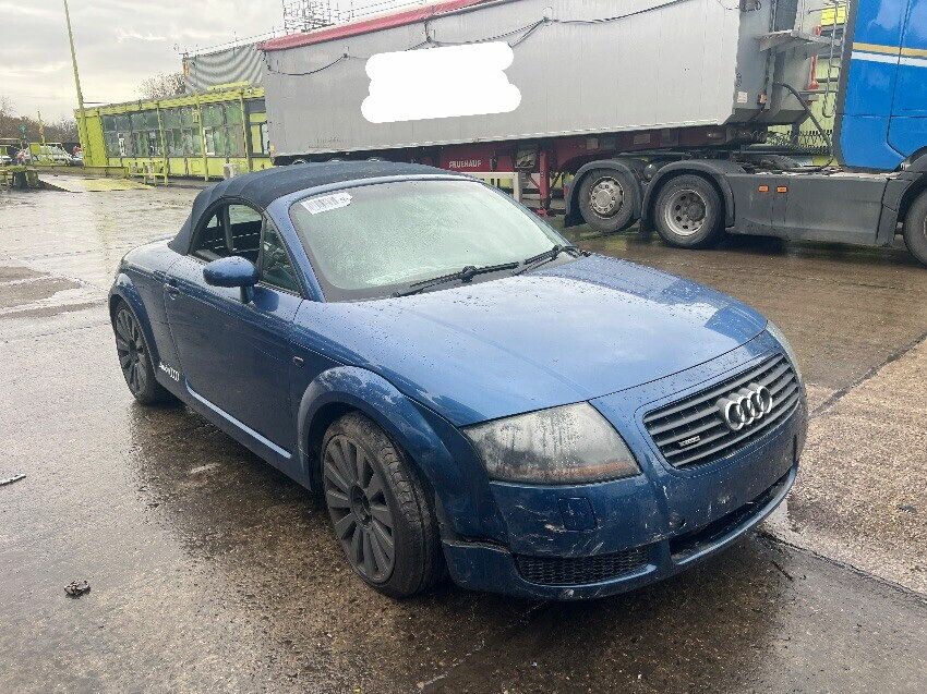 2005 AUDI TT
