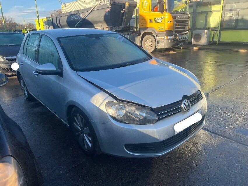 2012 VOLKSWAGEN GOLF