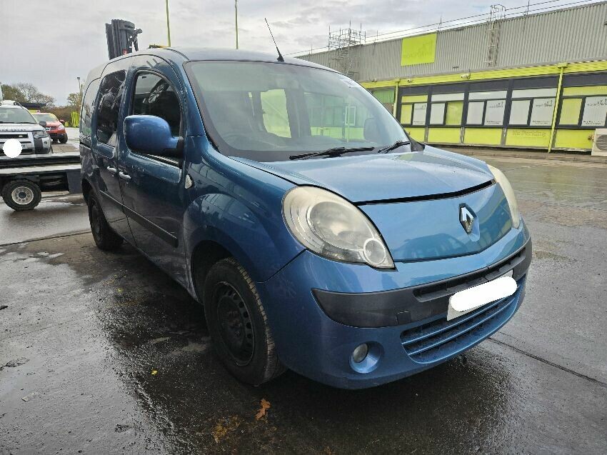 2011 RENAULT KANGOO