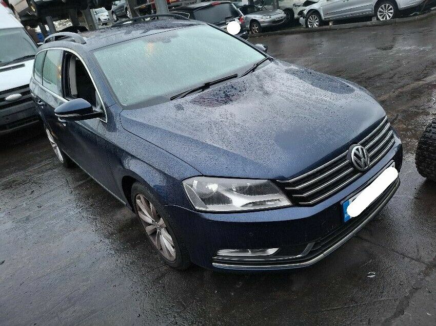 2014 VOLKSWAGEN PASSAT