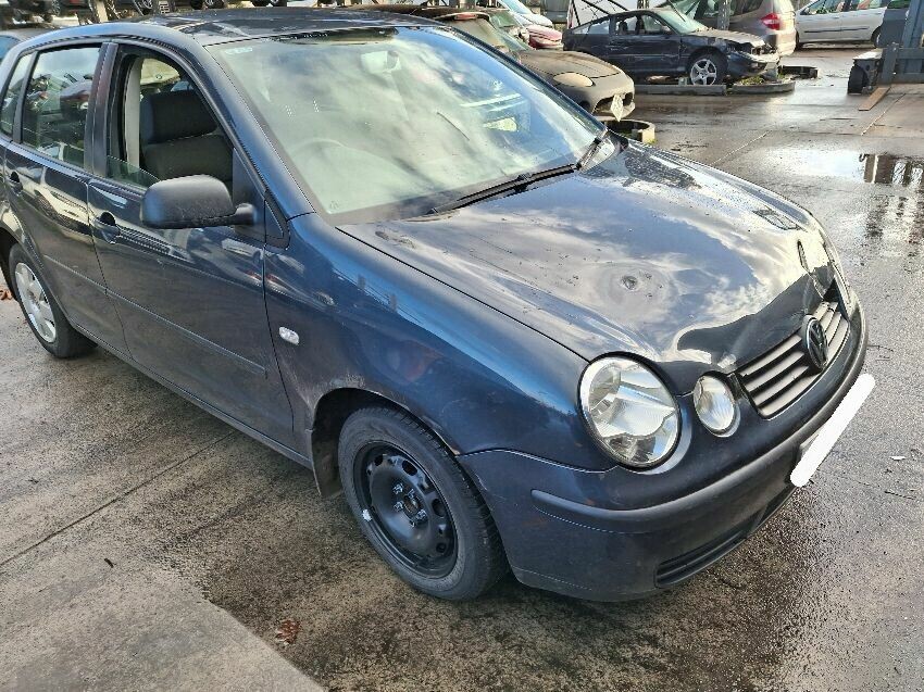 2004 VOLKSWAGEN POLO