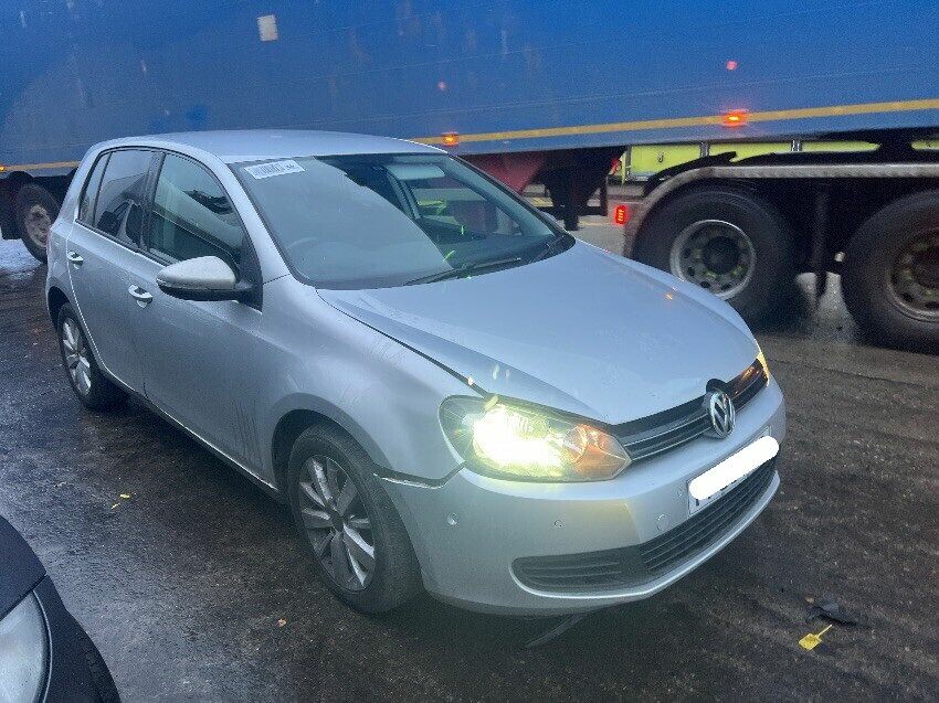 2011 VOLKSWAGEN GOLF