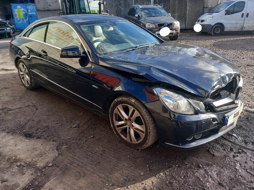 2010 MERCEDES E-CLASS