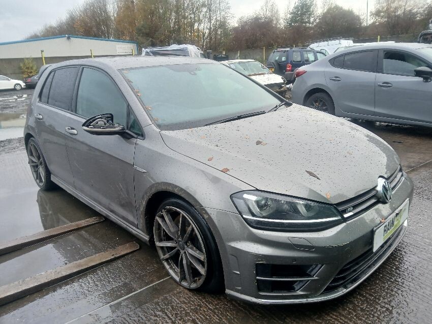 2014 VOLKSWAGEN GOLF