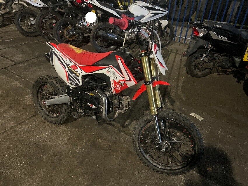  MOTORCYCLE MOTORCYCLE