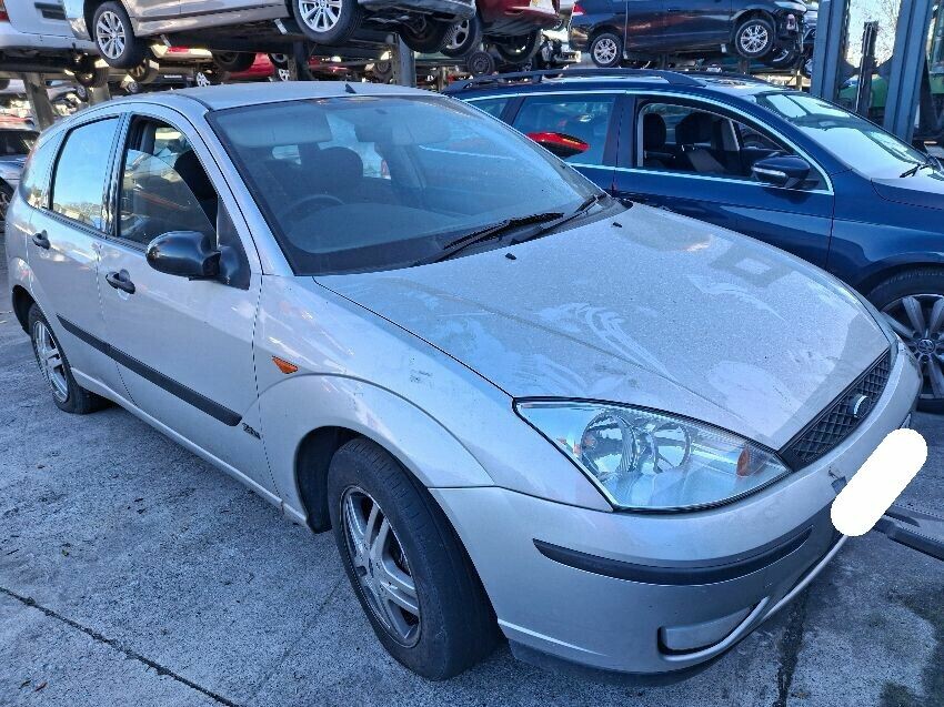 2002 FORD FOCUS