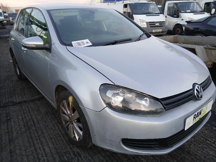 2012 VOLKSWAGEN GOLF