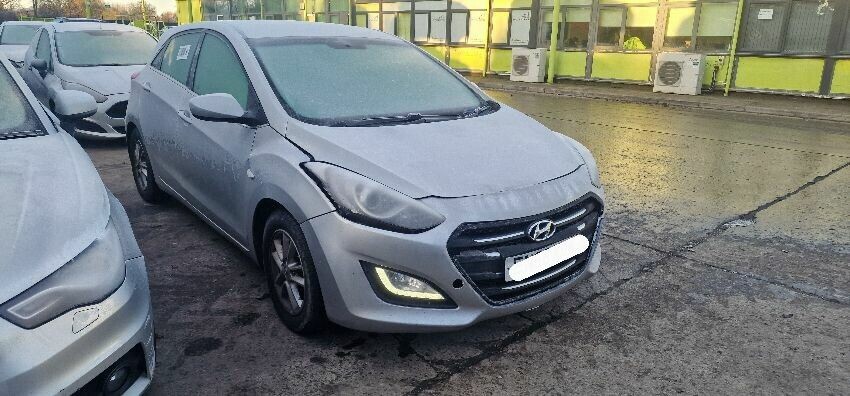 2016 HYUNDAI I30