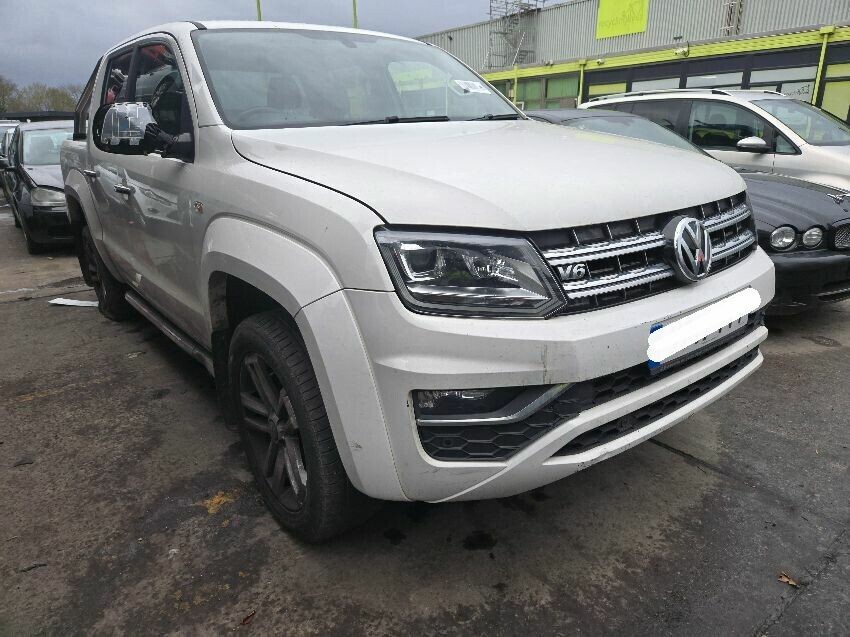 2017 VOLKSWAGEN AMAROK