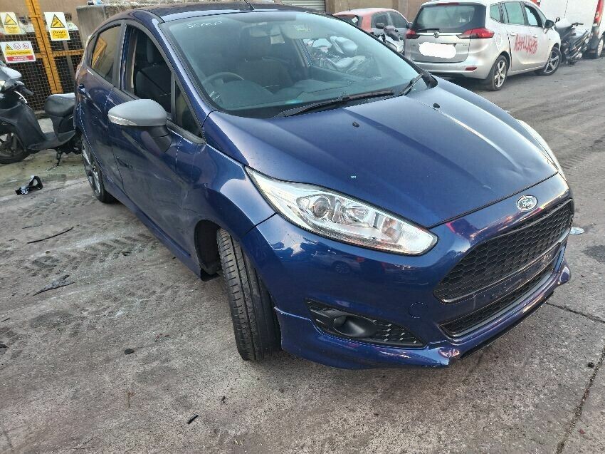 2015 FORD FIESTA