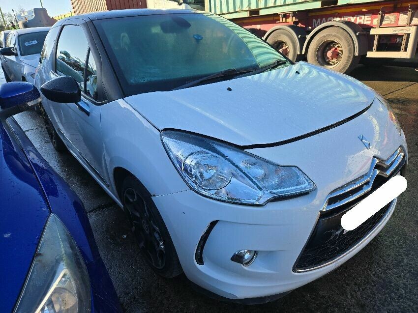 2012 CITROEN DS3