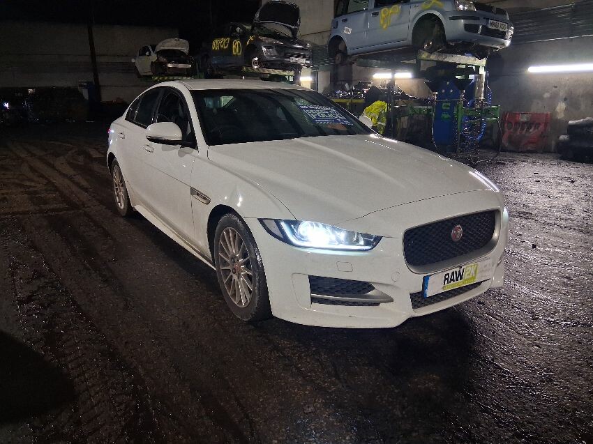 2017 JAGUAR XE