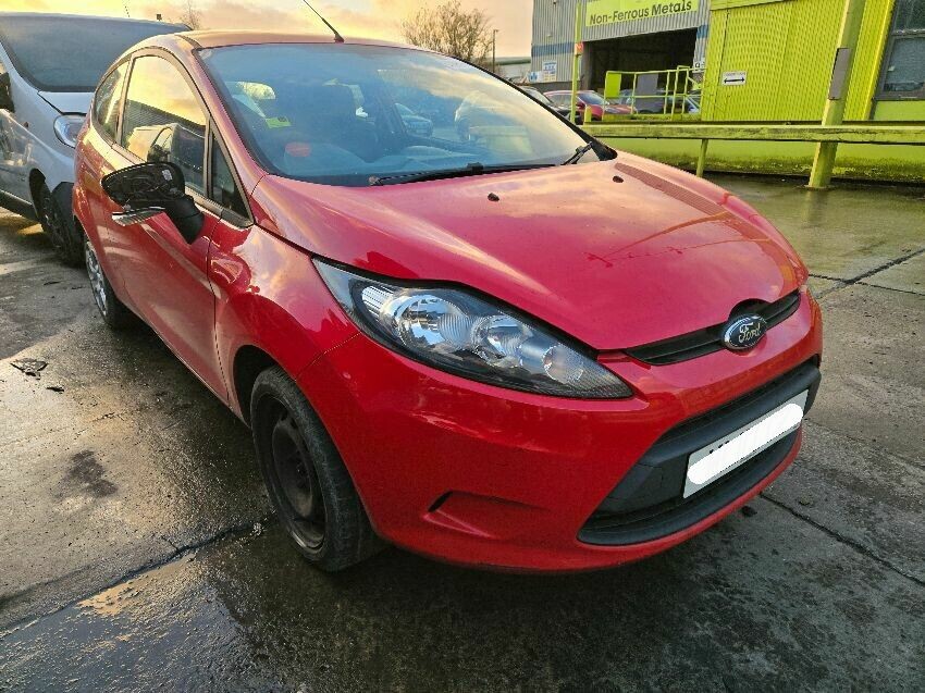 2011 FORD FIESTA