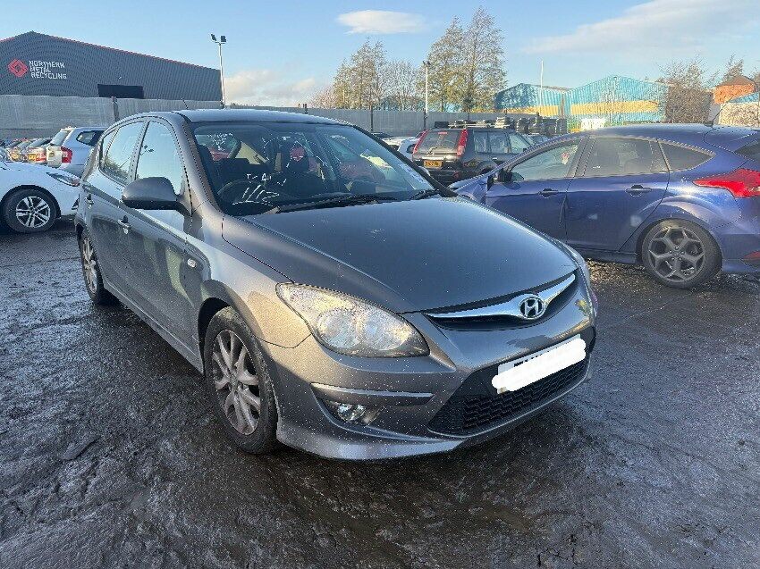 2011 HYUNDAI I30