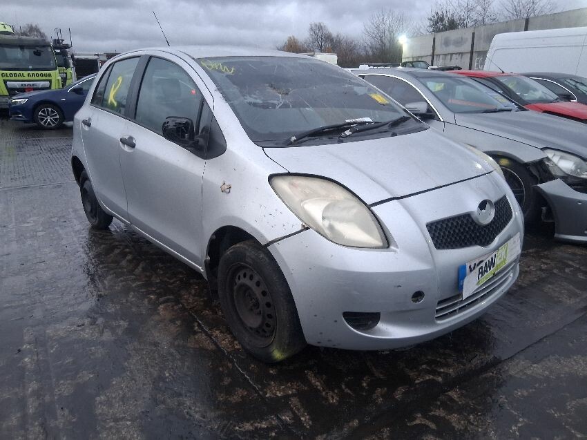 2006 TOYOTA YARIS