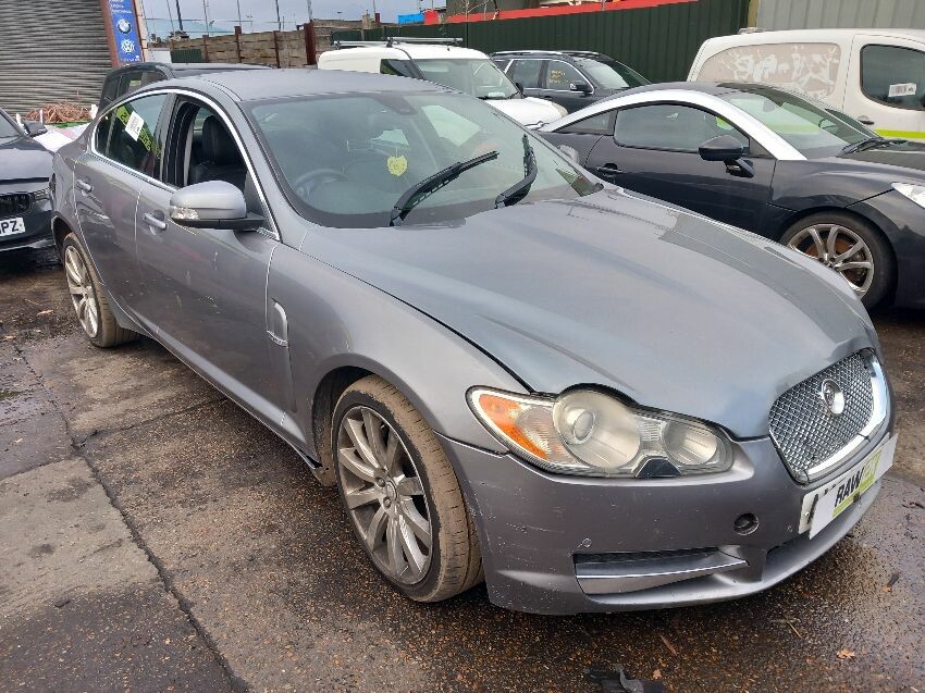 2009 JAGUAR XF