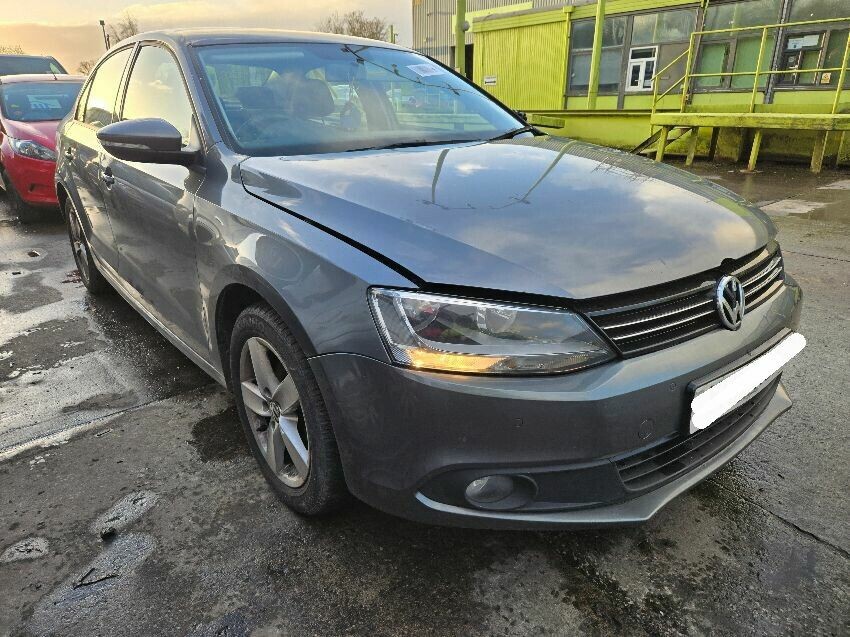 2012 VOLKSWAGEN JETTA