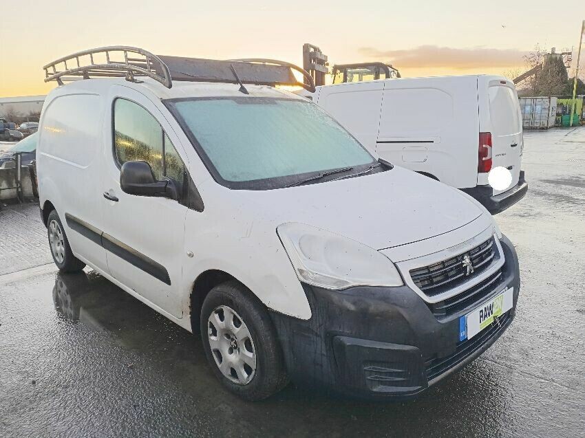 2015 PEUGEOT PARTNER