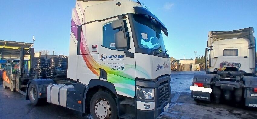 2015 RENAULT TRUCKS T