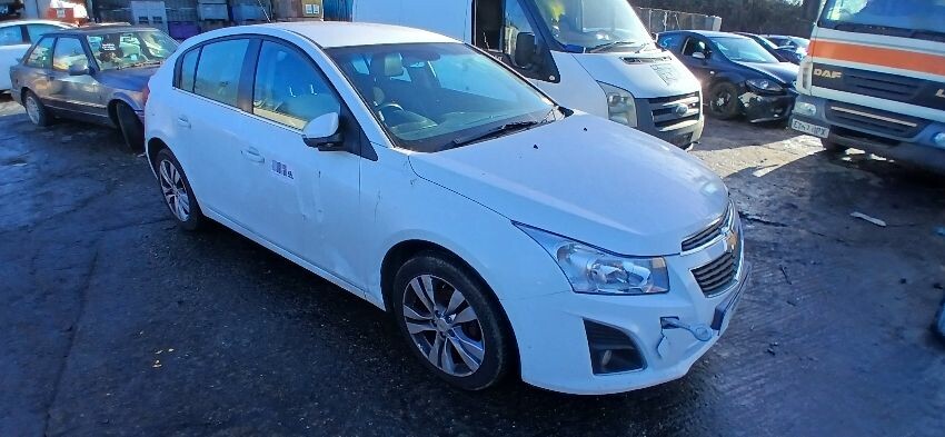 2014 CHEVROLET CRUZE