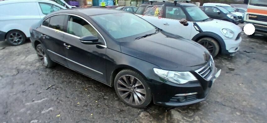 2011 VOLKSWAGEN PASSAT