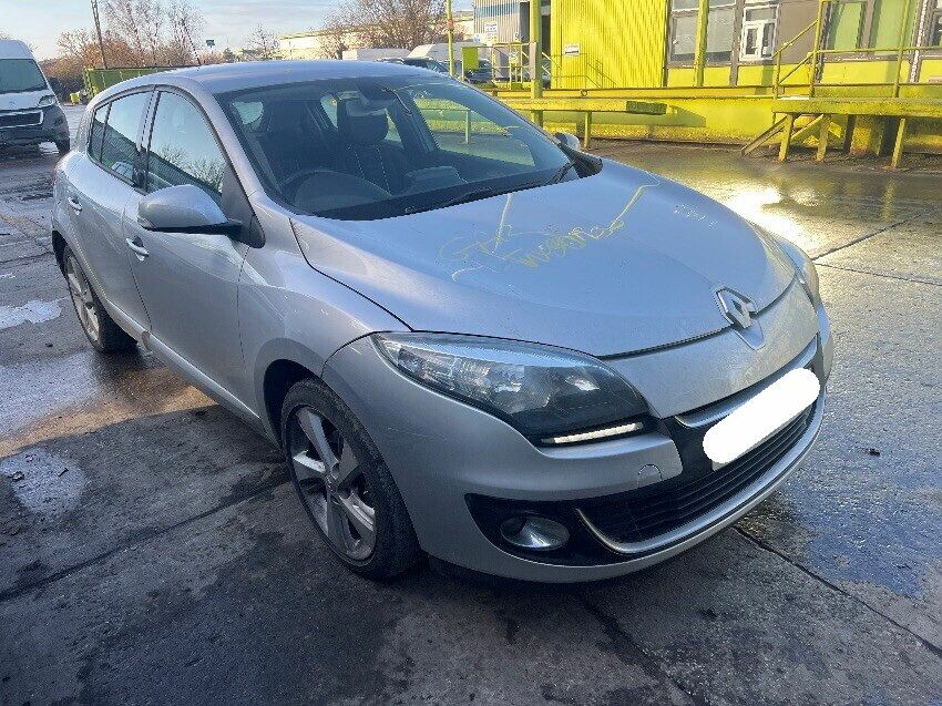 2012 RENAULT MEGANE