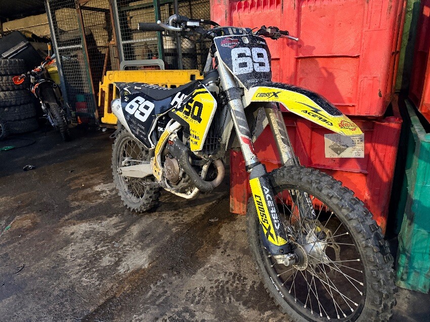  HUSQVARNA MOTORCYCLE