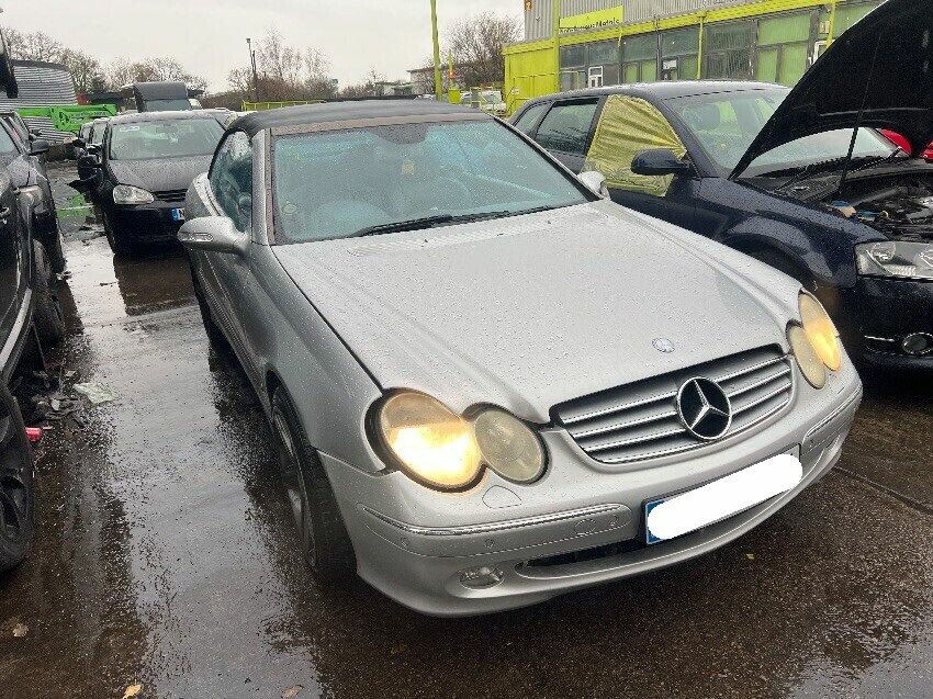 2004 MERCEDES CLK