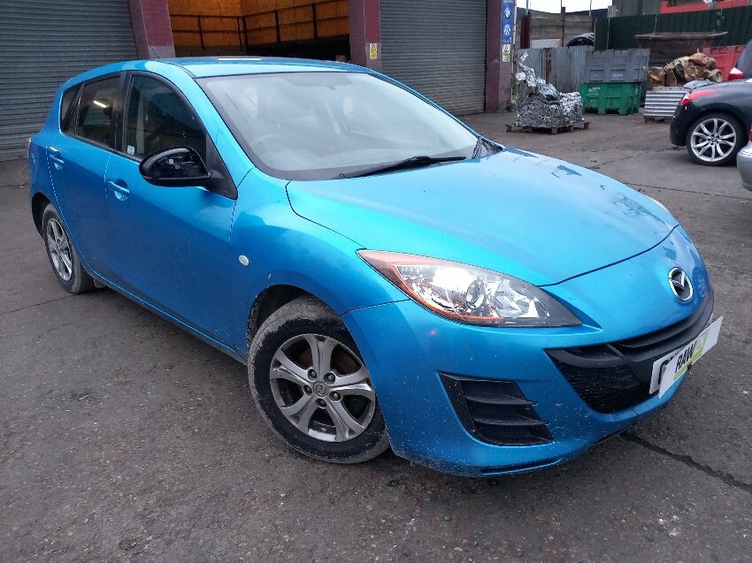 2009 MAZDA 3