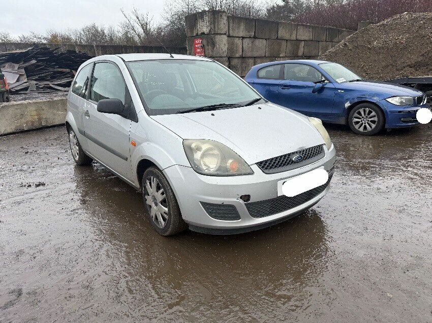 2008 FORD FIESTA