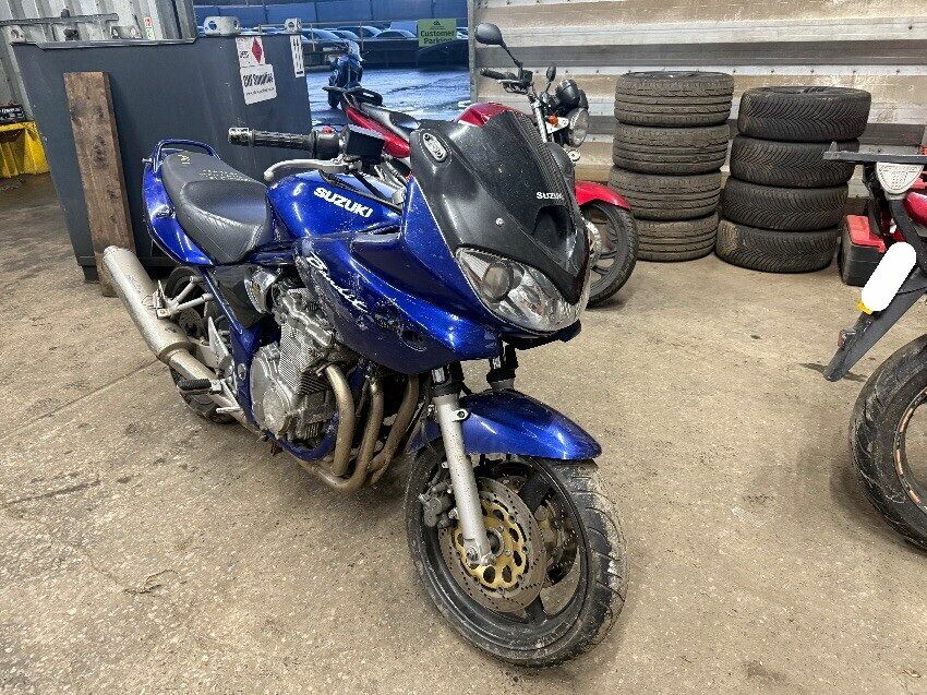 2000 SUZUKI GSF 600 S BANDIT