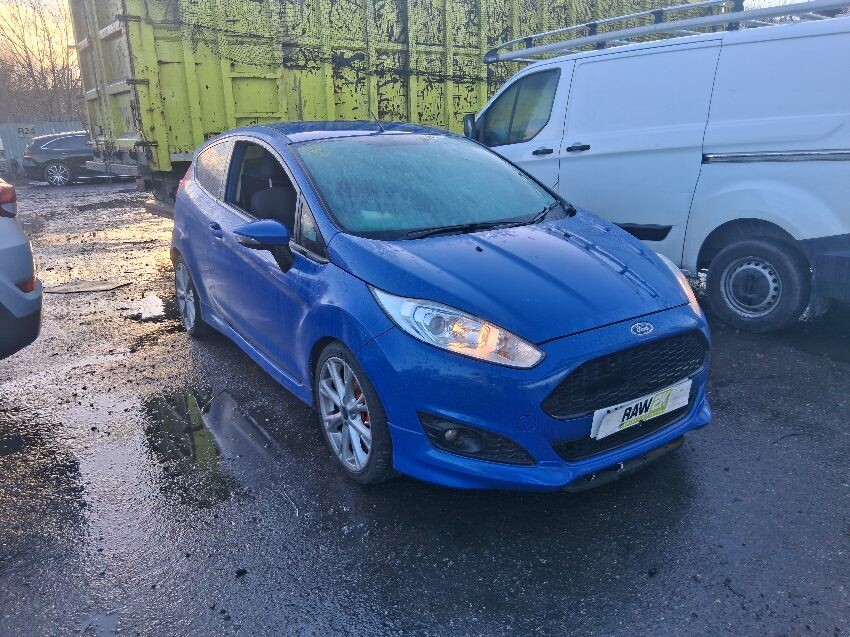 2013 FORD FIESTA