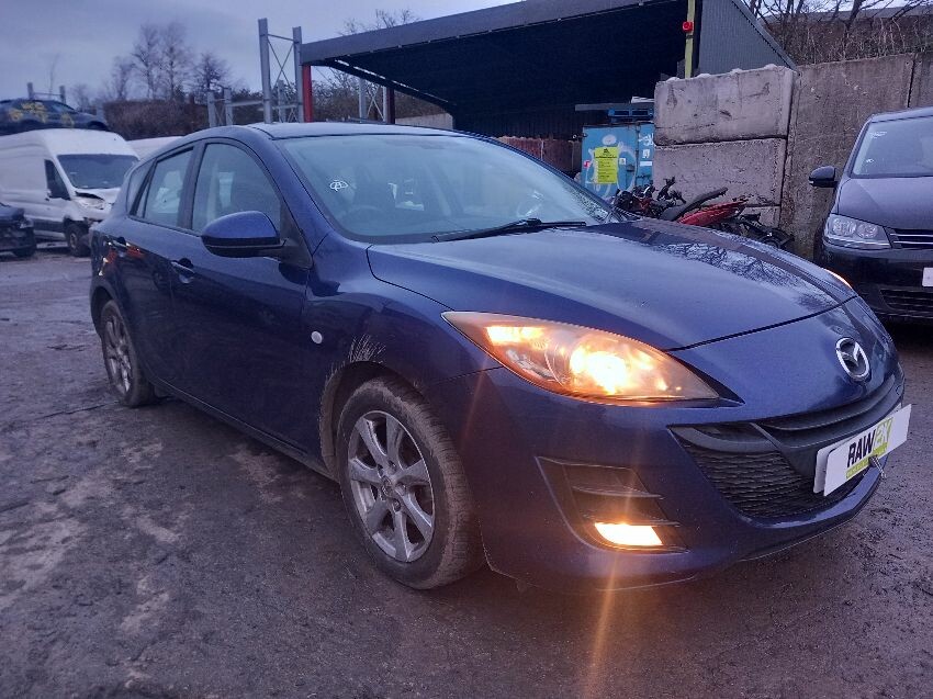 2009 MAZDA 3