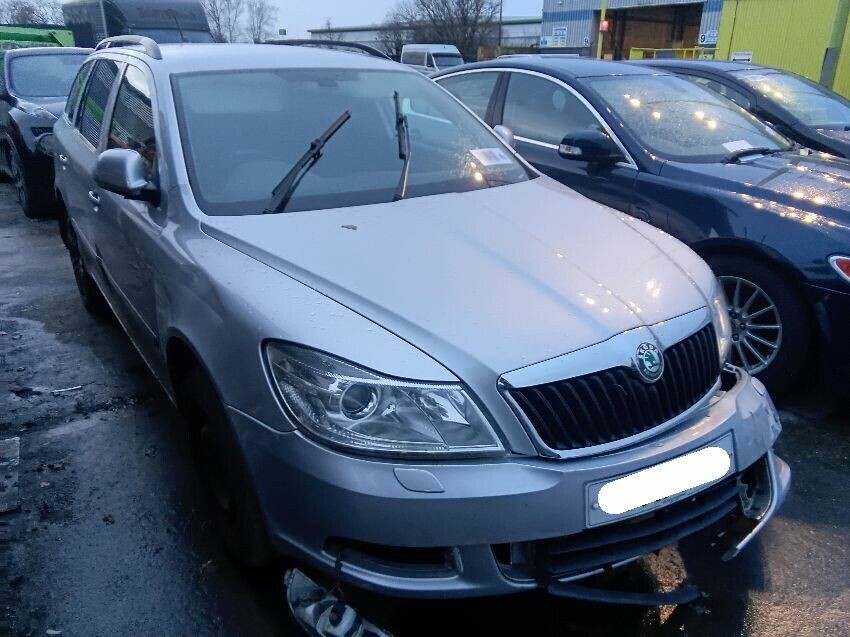 2011 SKODA OCTAVIA