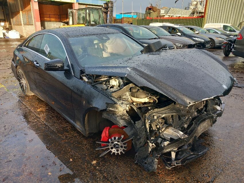 2016 MERCEDES E-CLASS
