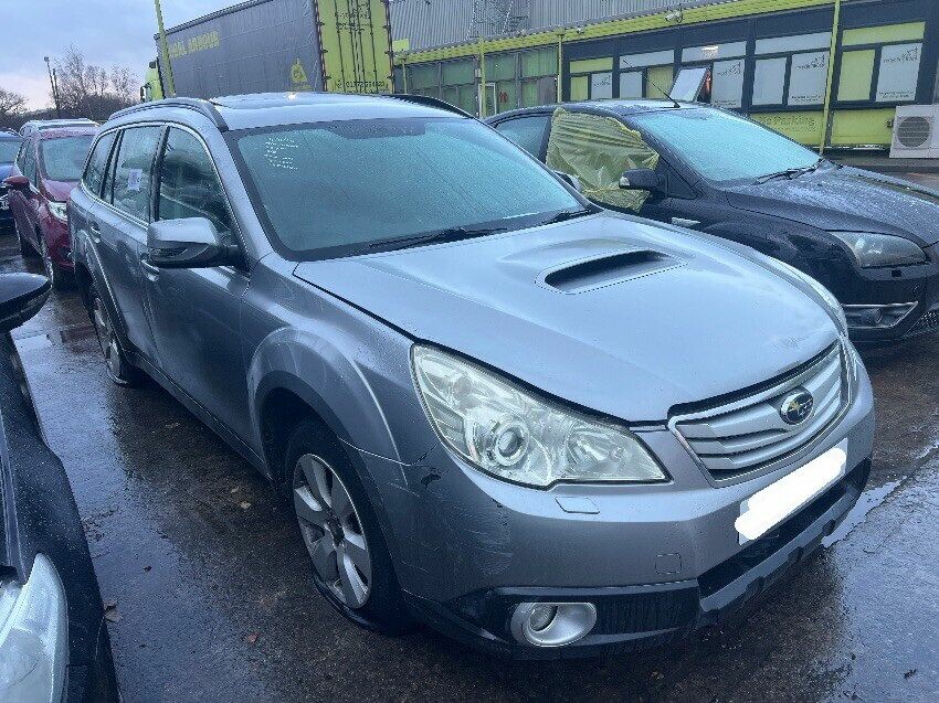 2011 SUBARU OUTBACK