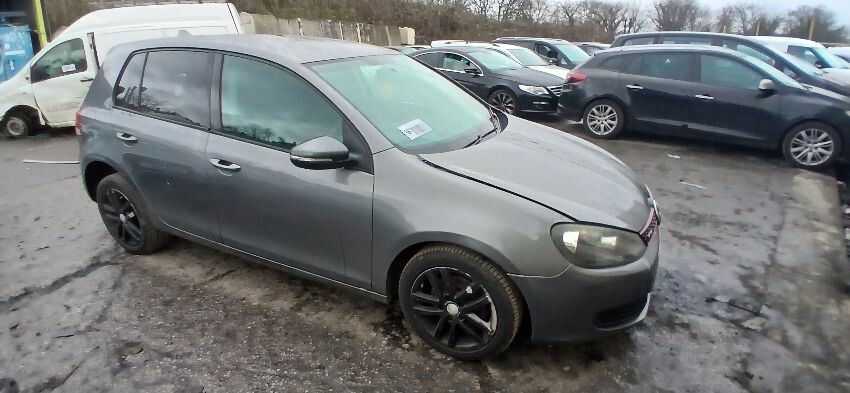 2009 VOLKSWAGEN GOLF