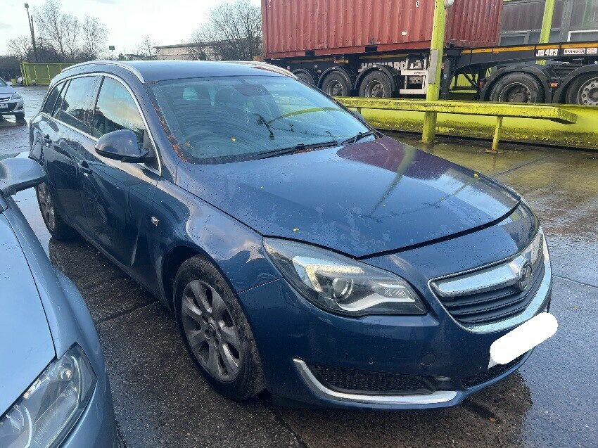 2015 VAUXHALL INSIGNIA