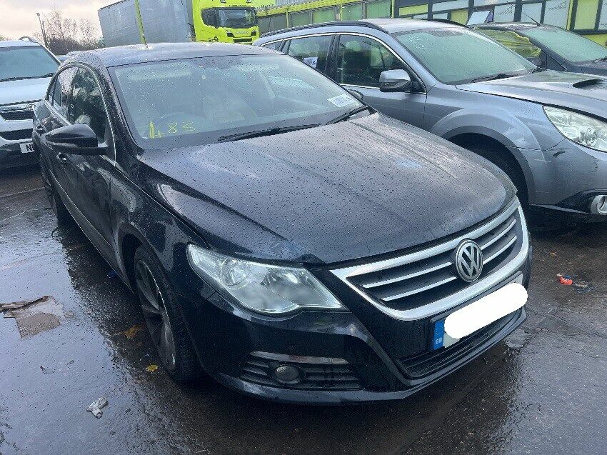 2011 VOLKSWAGEN PASSAT